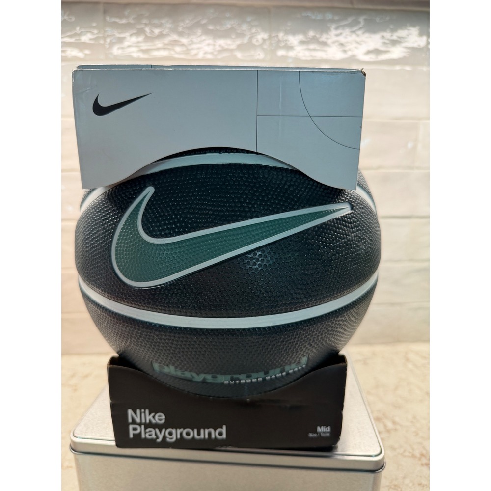 Nike Everyday Playground Outdoor Basketball Size 6 Green Black